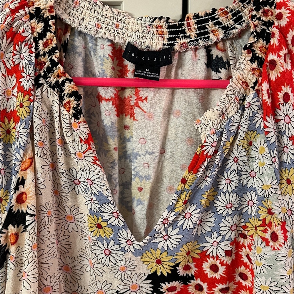 Sanctuary Multicolor patchwork Floral V-Neck cap sleeve Blouse - Picture 3 of 5